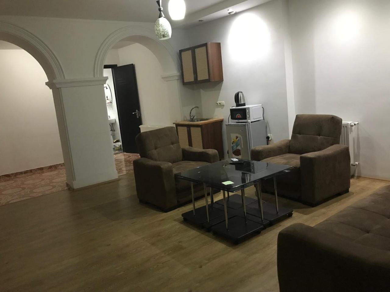 Hotel Monaco Tbilisi Esterno foto