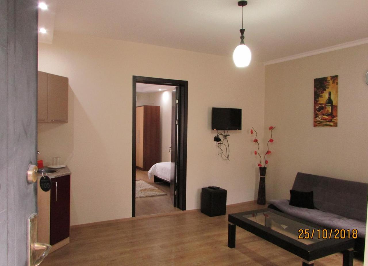 Hotel Monaco Tbilisi Esterno foto