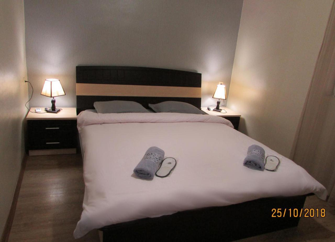 Hotel Monaco Tbilisi Esterno foto
