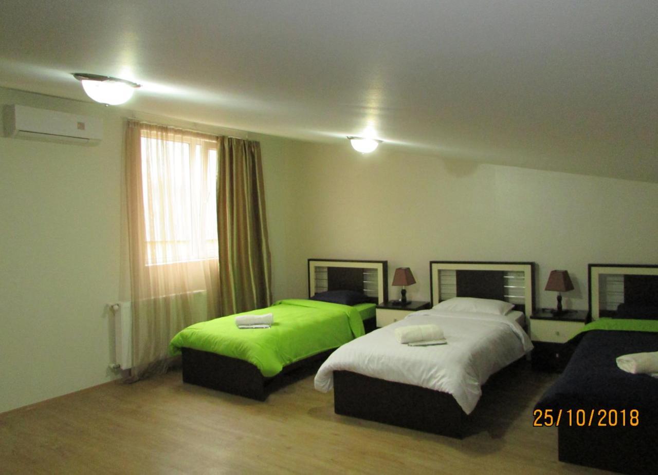 Hotel Monaco Tbilisi Esterno foto