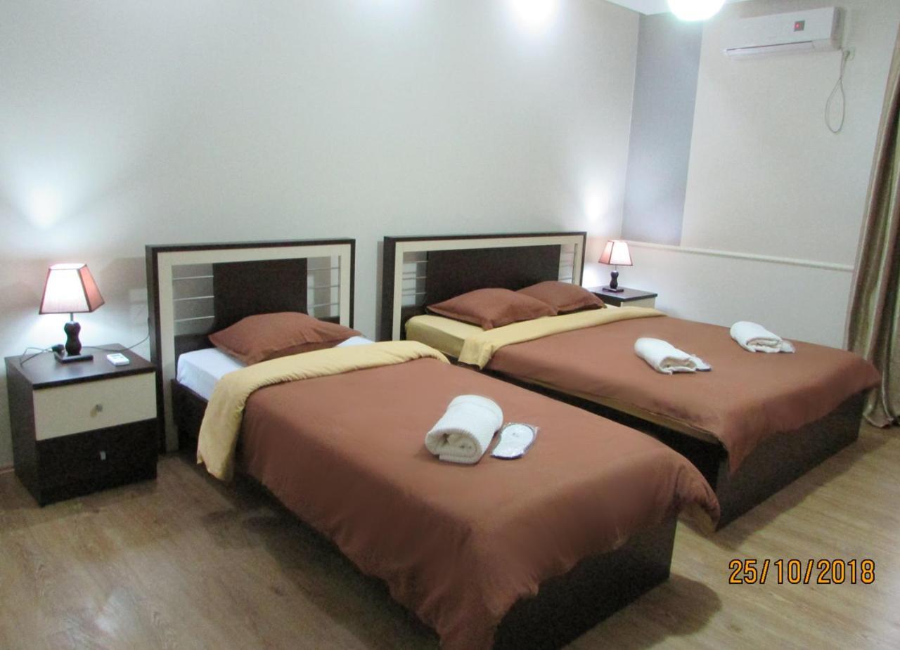 Hotel Monaco Tbilisi Esterno foto