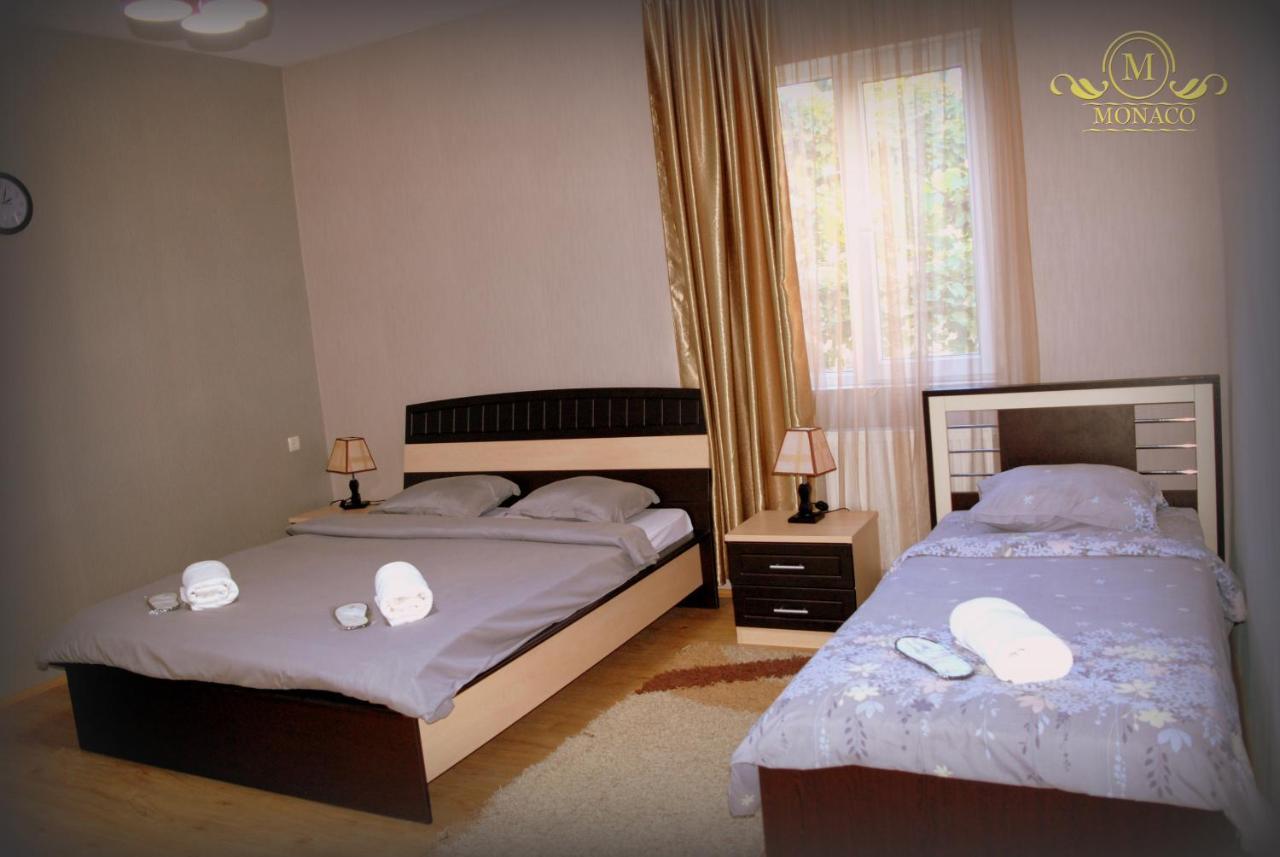 Hotel Monaco Tbilisi Esterno foto
