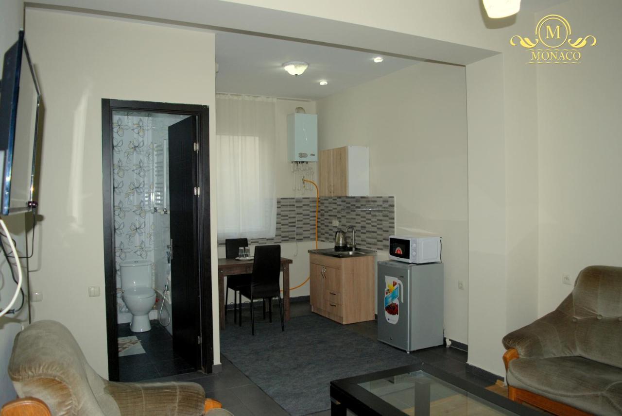 Hotel Monaco Tbilisi Esterno foto