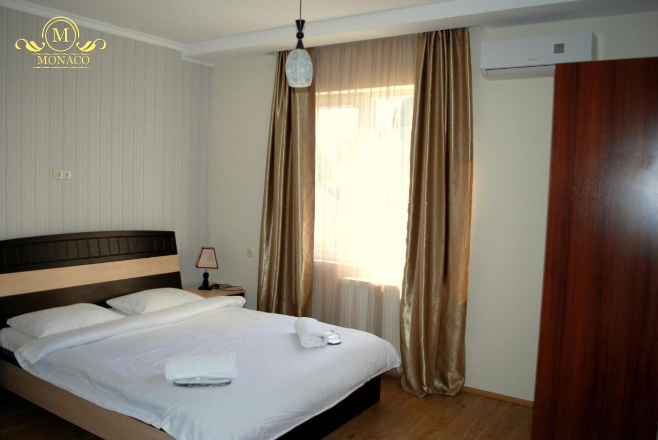 Hotel Monaco Tbilisi Esterno foto